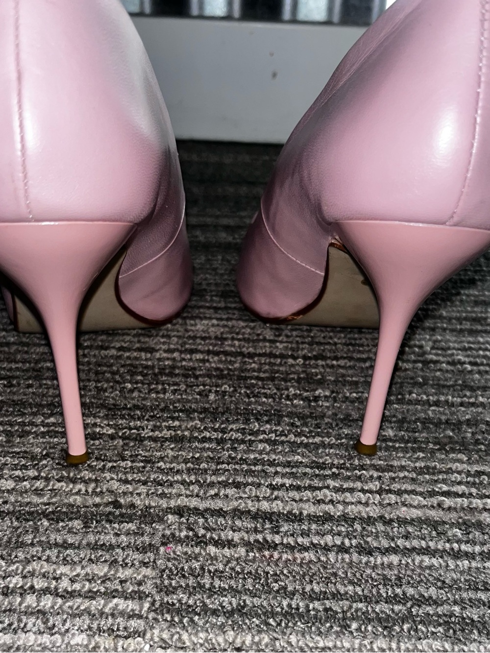 Worthington Pink Pointed Toe Pumps - Picture 12 of 14